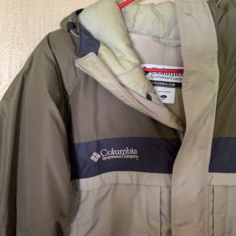 Columbia ski jacket - Picture 3 of 12